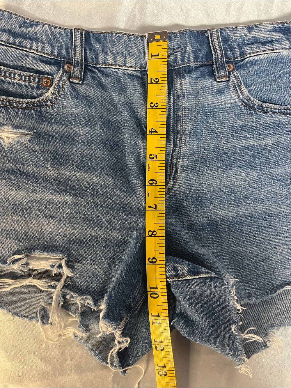 American Eagle Outfitters Light Blue Denim Shorts - EUC - Picture 8 of 9